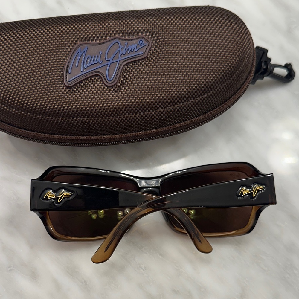 Maui Jim Brown Frame Sunglasses with Brown Lenses - Picture 2 of 6